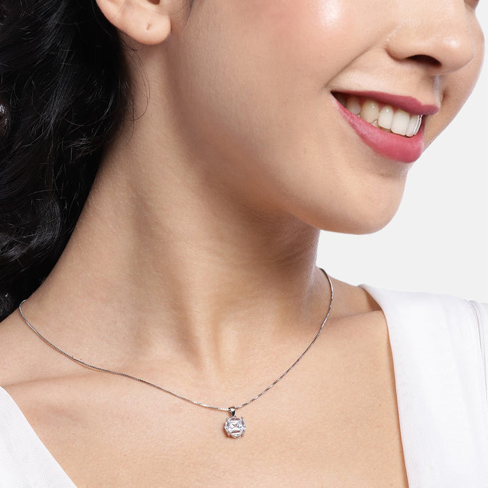 Alexis Solitaire 925 Silver Necklace with Chain