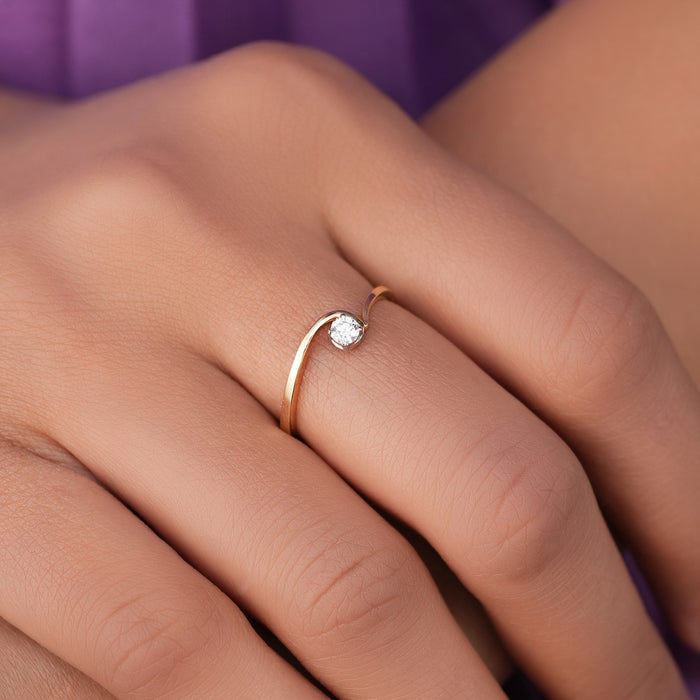 Aura Gold Ring with Lab-Grown Diamonds