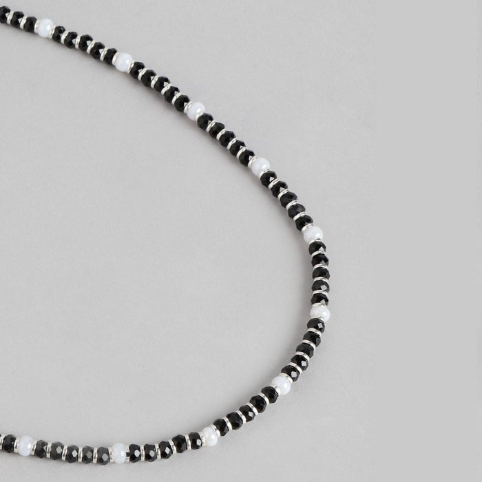 Black beaded Studded Pearls Necklace