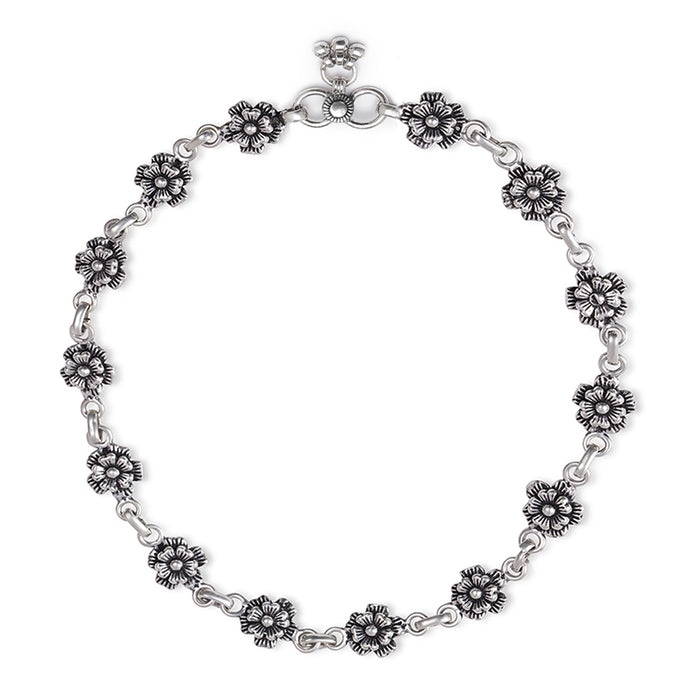 925 Sterling Silver floral anklet for women featuring a rhodium-plated linked blossom chain – Zavya