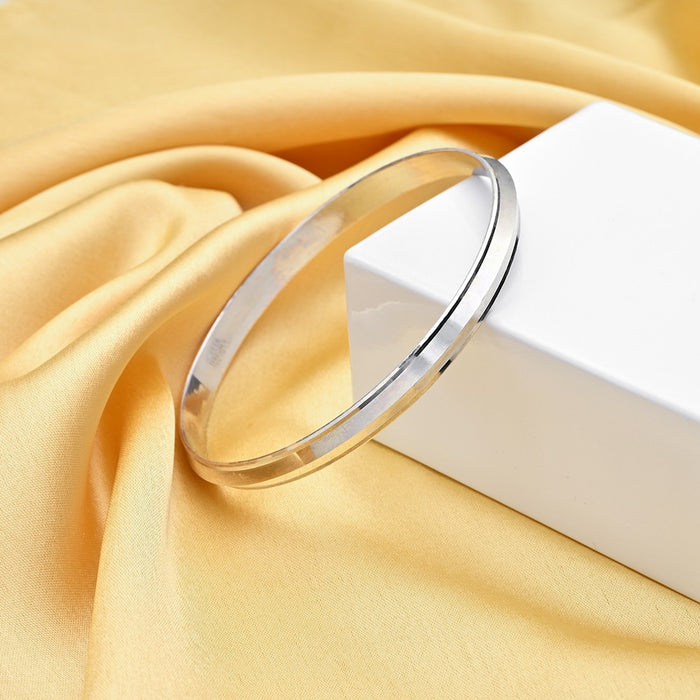Bold and Striking Rhodium-Plated 925 Sterling Silver Men's Bangle