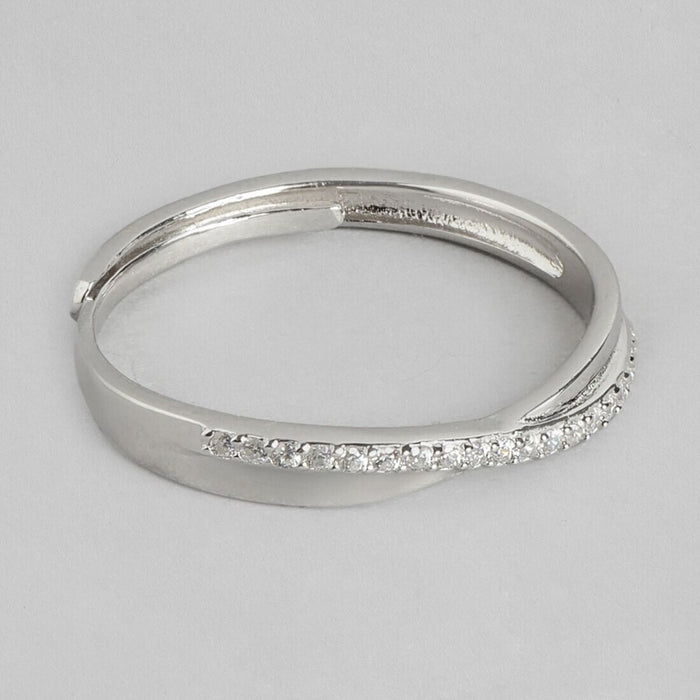 Classic One-Line CZ Rhodium Plated 925 Sterling Silver Women Ring (Onesize)