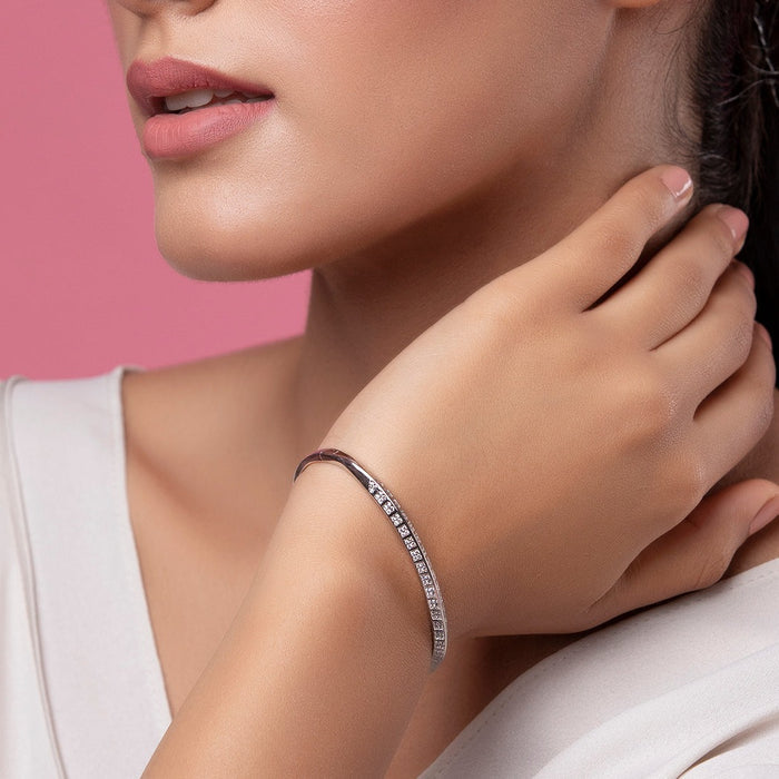 Classy 925 Sterling Silver Bracelet