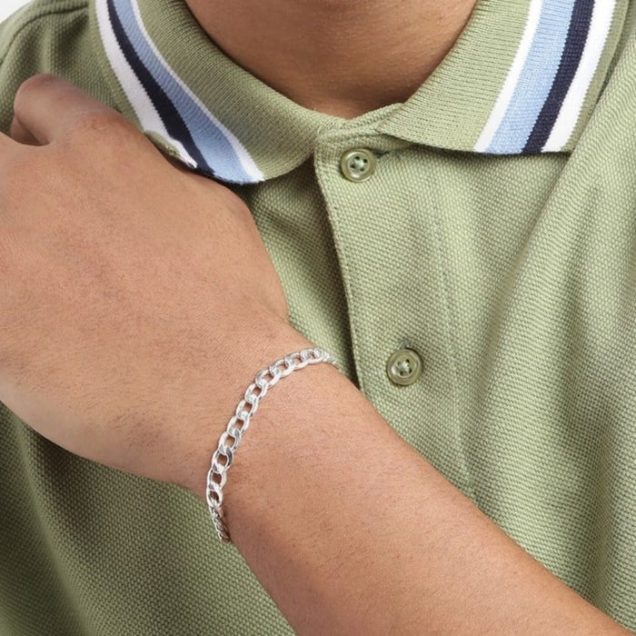 Classy Interlocked 925 Sterling Silver Bracelet for Men