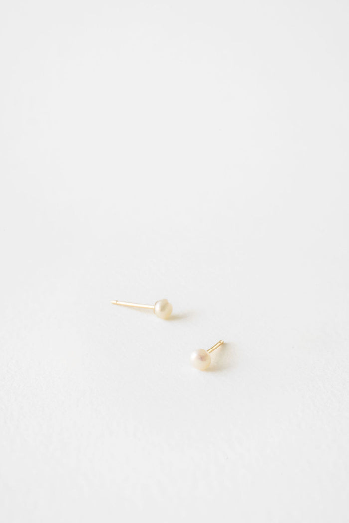 Dainty Pearl Studs