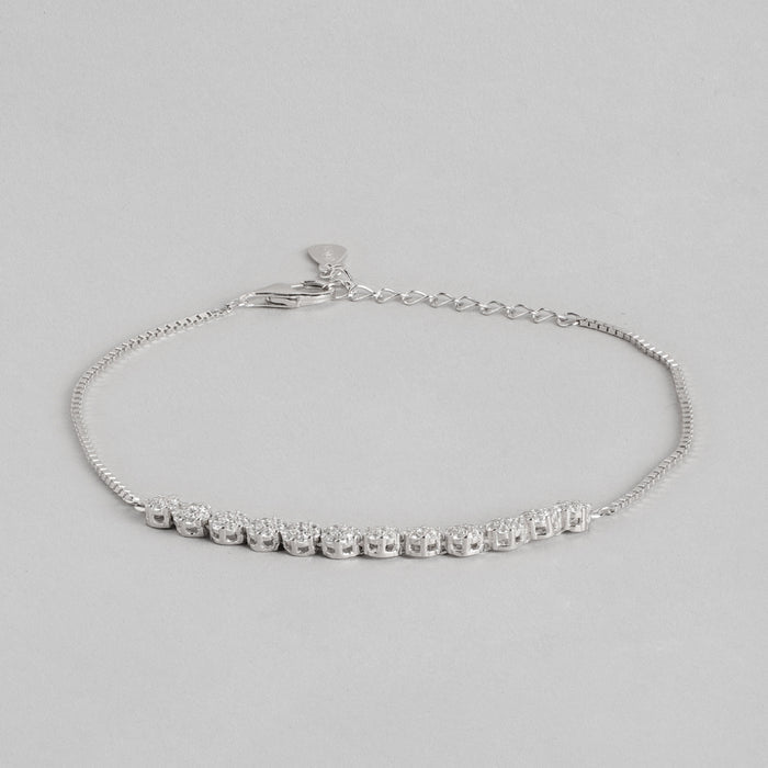 Women's floral 925 Sterling Silver bracelet featuring sparkling stone clusters on a delicate chain – Zavya
