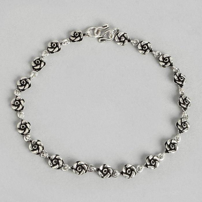 Floral chained 925 Sterling Silver anklets for women with detailed rose links. Silver jewellery – Zavya