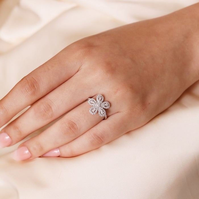 Floral Radiance: Rhodium Plated 925 Sterling Silver Ring for Her (Onesize)