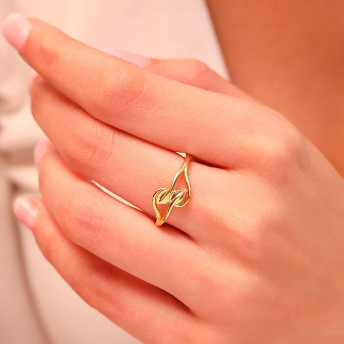 Golden Leafy Elegance 925 Sterling Silver Gold-Plated Women's Ring (Adjustable)