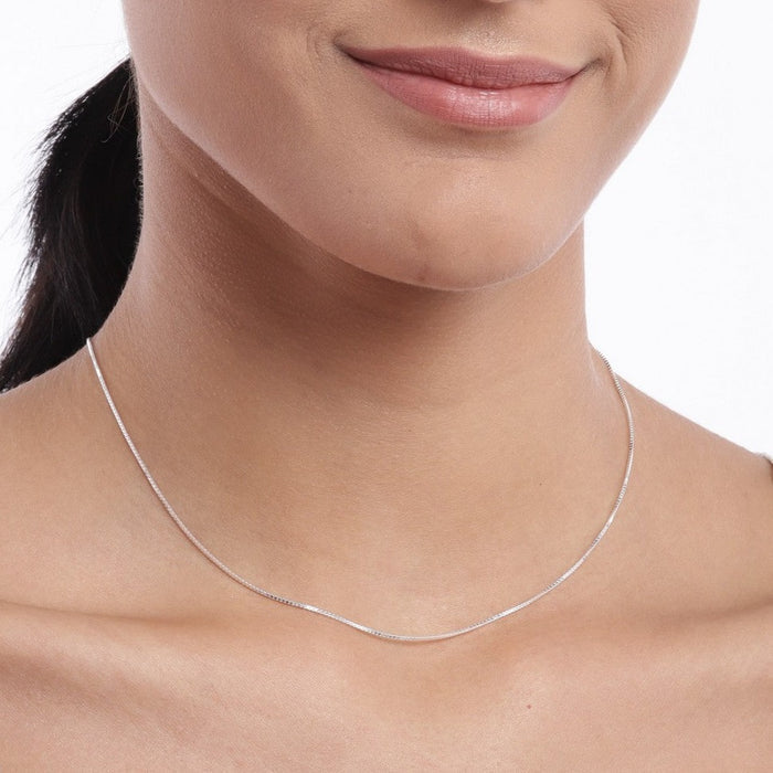 Interlocked Shimmering Rhodium Plated 925 Silver Chain