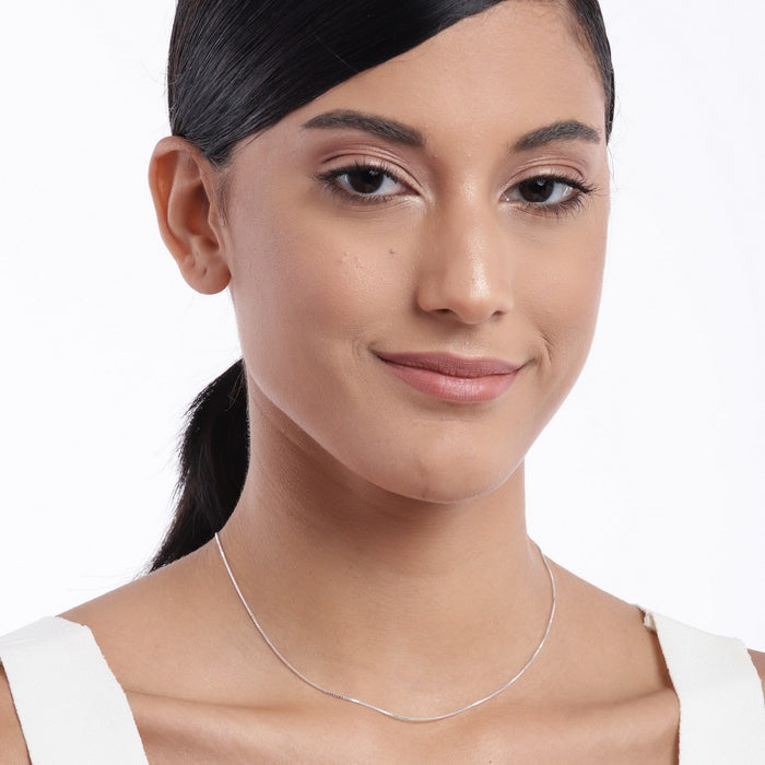 Interlocked Shimmering Rhodium Plated 925 Silver Chain
