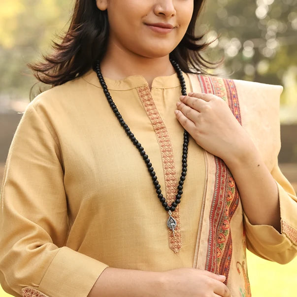 Karungali Malai with Murgan Shastra Pendant Lifestyle Female