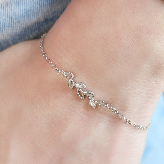 925 Sterling Silver Leafy Glamour 925 Sterling Silver Bracelet with Cubic Zirconia for Women – Zavya