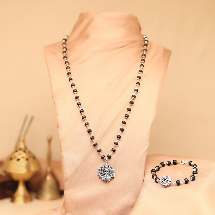 Lord Murugan Silver-Capped Karungali Combo (Pendant & Bracelet)
