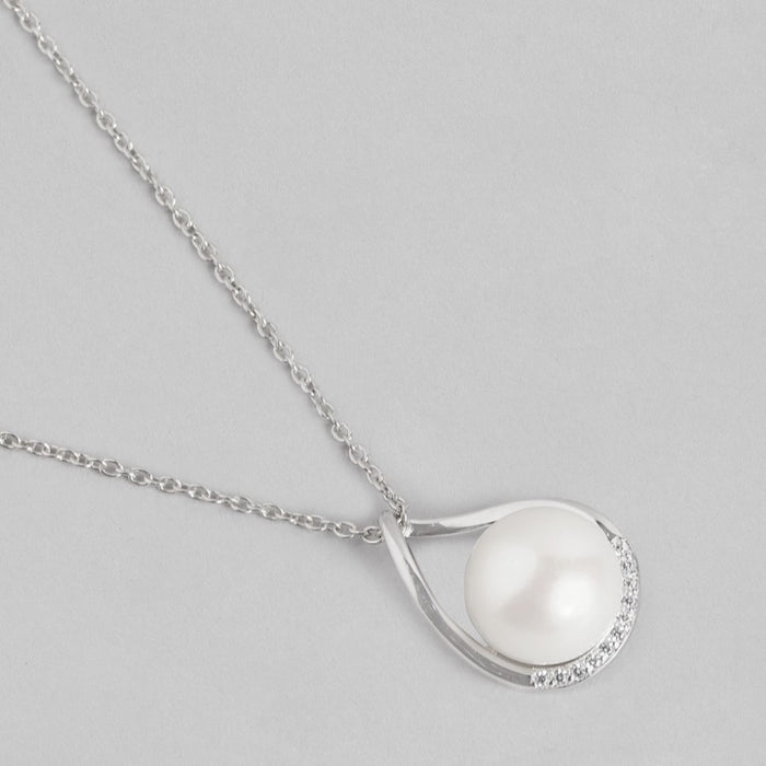 Lustrous Fusion Rhodium-Plated 925 Sterling Silver Pendant with Chain