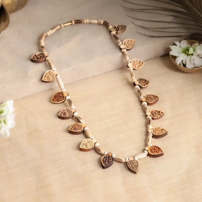 Maha Mantra Tulsi Mala | 16 Petals for Devotion and Peace