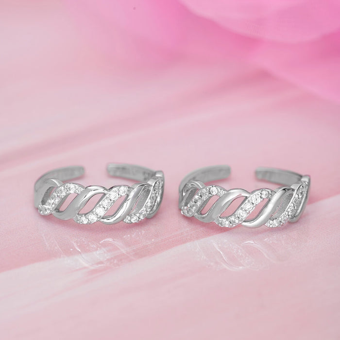 Pair of Making Waves 925 Sterling Silver toe rings for women featuring sparkling studded twist bands – Zavya