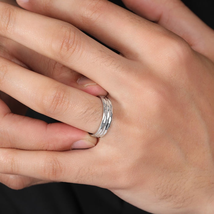 Modern Elegance Rhodium Plated 925 Silver Mens Ring (adjustable)