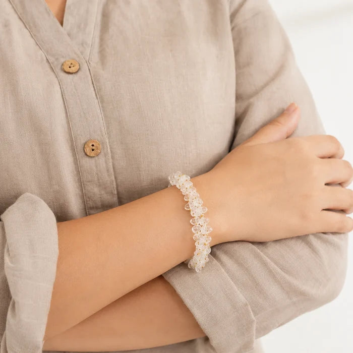 Natural Sphatik Clear Quartz Chips Bracelet