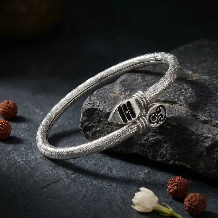 Premium Murugan Vel Kada | Spiritual Jewelry for Strength and Protection