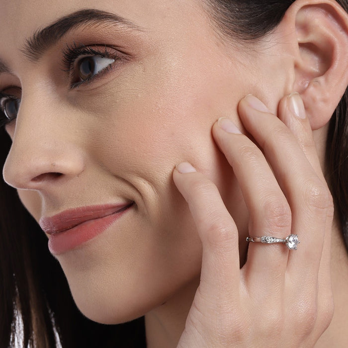Regal Solitaire  925 Silver Ring (Adjustable)