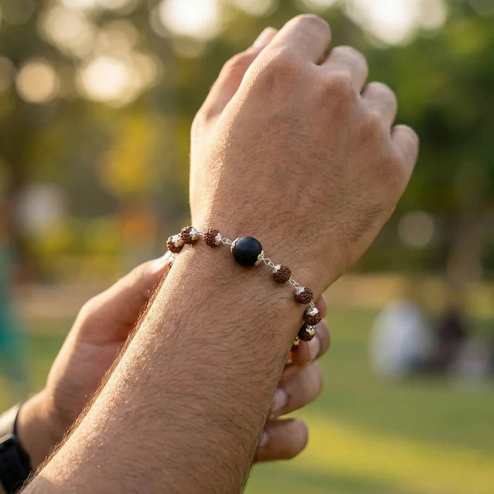 Rudraksha Silver Cap Karungali Bead Bracelet - view 4