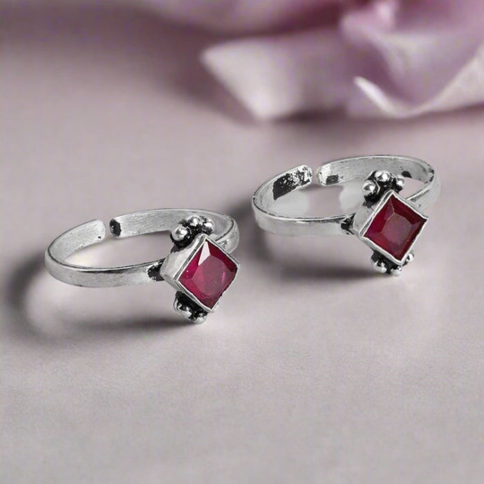 Scarlet Elegance Silver-Plated 925 Sterling Silver Toe Ring