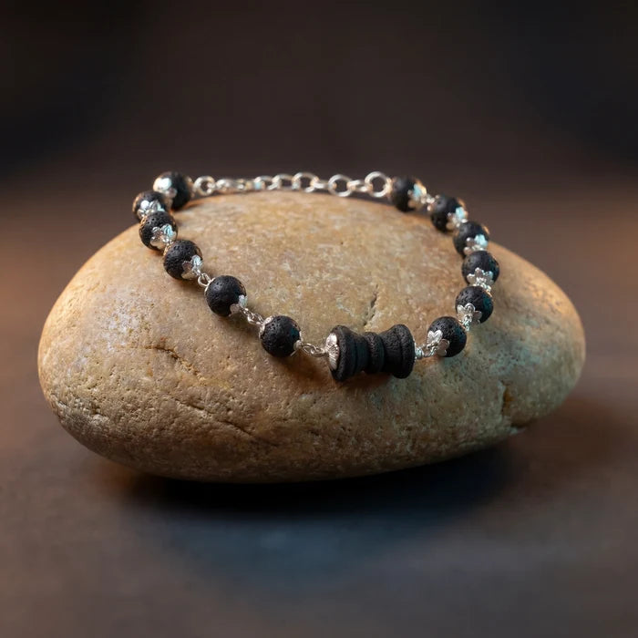Silver Cap Karungali Bracelet with Karungali Damroo