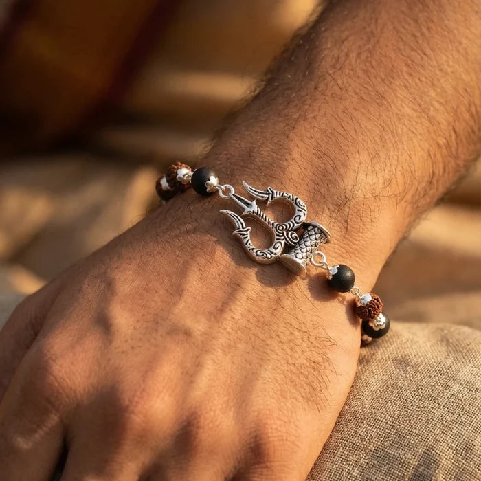 Silver cap Rudraksha karungali Bracelet With Trishul Damroo - view 2