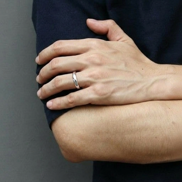 Simple Band Rhodium Plated 925 Silver Mens Ring (Adjustable)