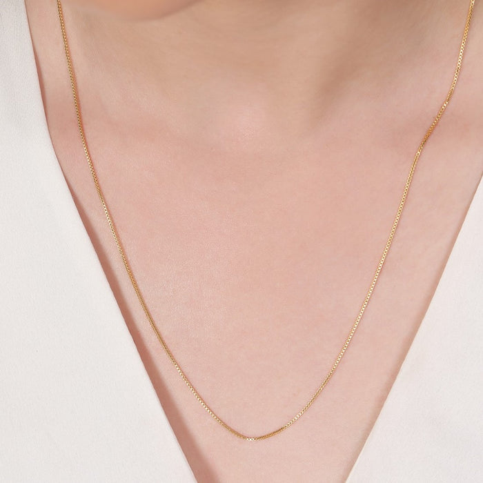 925 Sterling Silver Sleek and Modern Golden Plated 925 Silver Box Chain for Women – Zavya