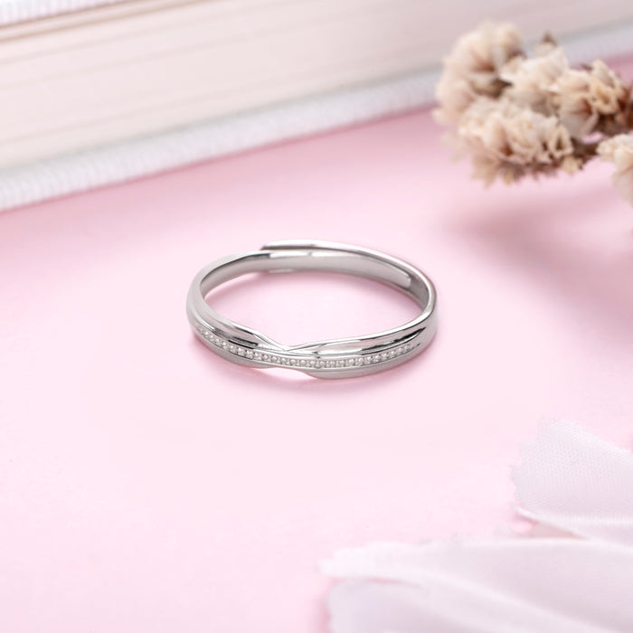 Adjustable 925 Sterling Silver men's ring with a subtle stone twist. Perfect gift for him – Zavya