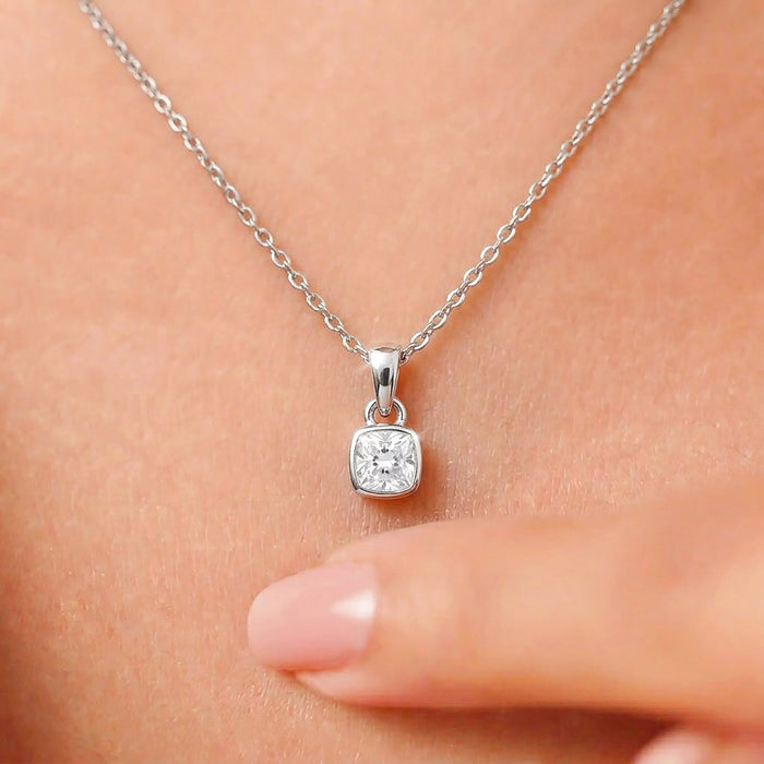 Solitaire Glow Rhodium Plated 925 Silver Necklace
