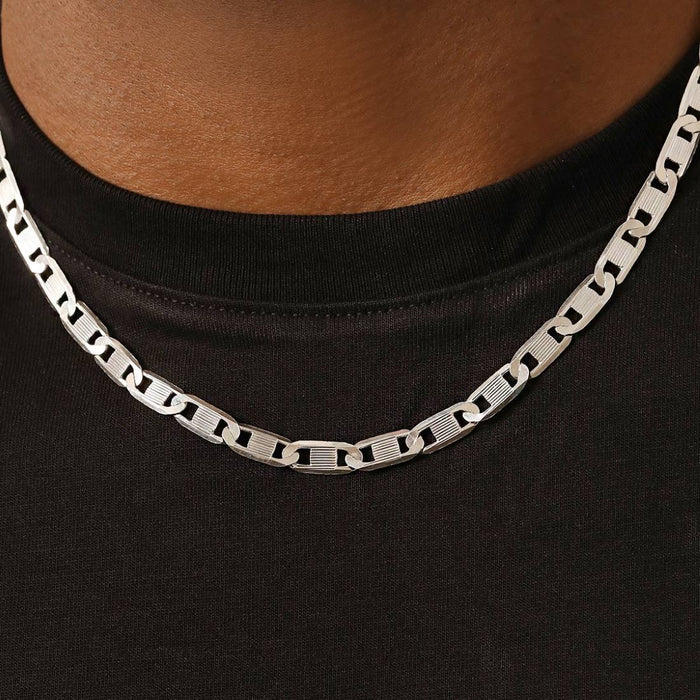 Sophisticated 925 Sterling Silver Men's Chain with Rhodium Plating