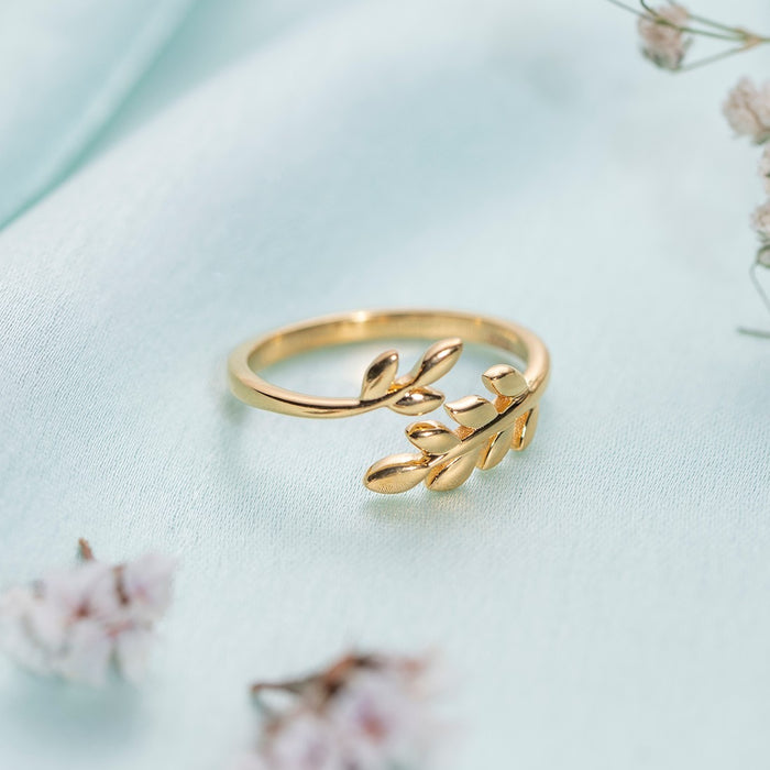 Sunlit Ivy Leaf Gold Plated 925 Silver Womens Ring (Adjustable)