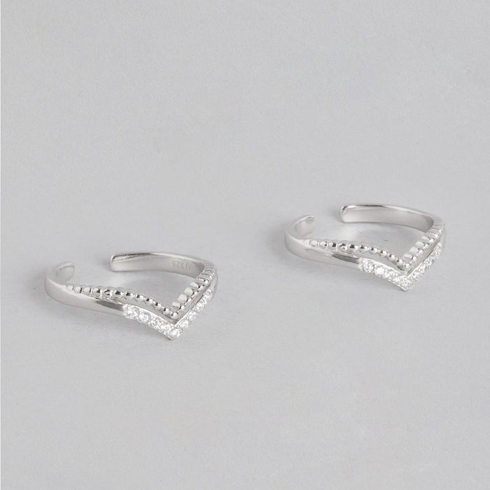Two 925 Sterling Silver toe rings for women with a V-shaped CZ and beaded design. Silver jewellery – Zavya