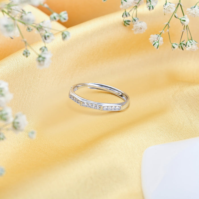 Timeless Beauty 925 Sterling Silver Rhodium-Plated Ring adorned with Cubic Zirconia (Adjustable)