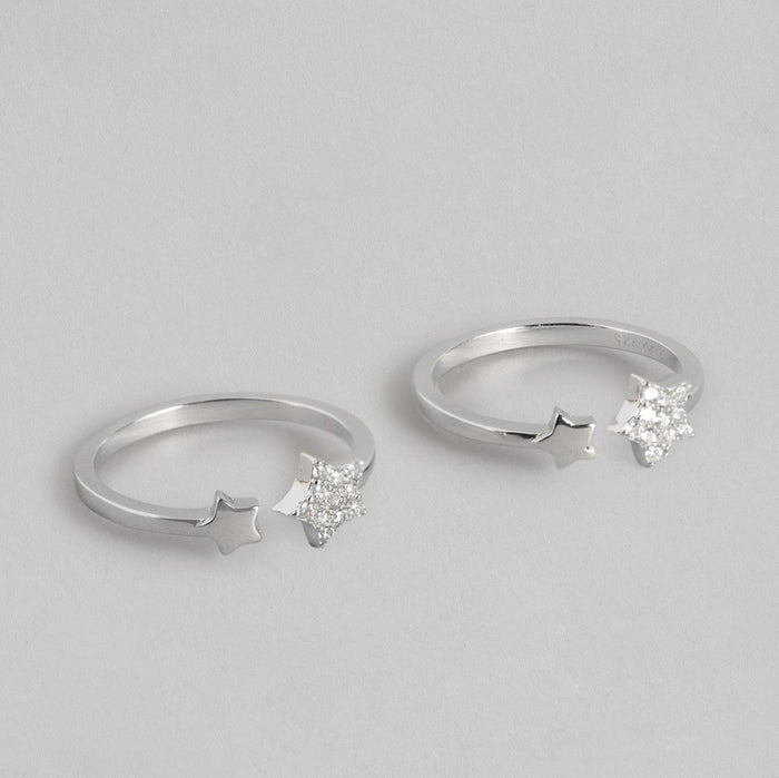 Two adjustable 925 Sterling Silver toe rings for women with sparkling stars. Fine jewellery – Zavya